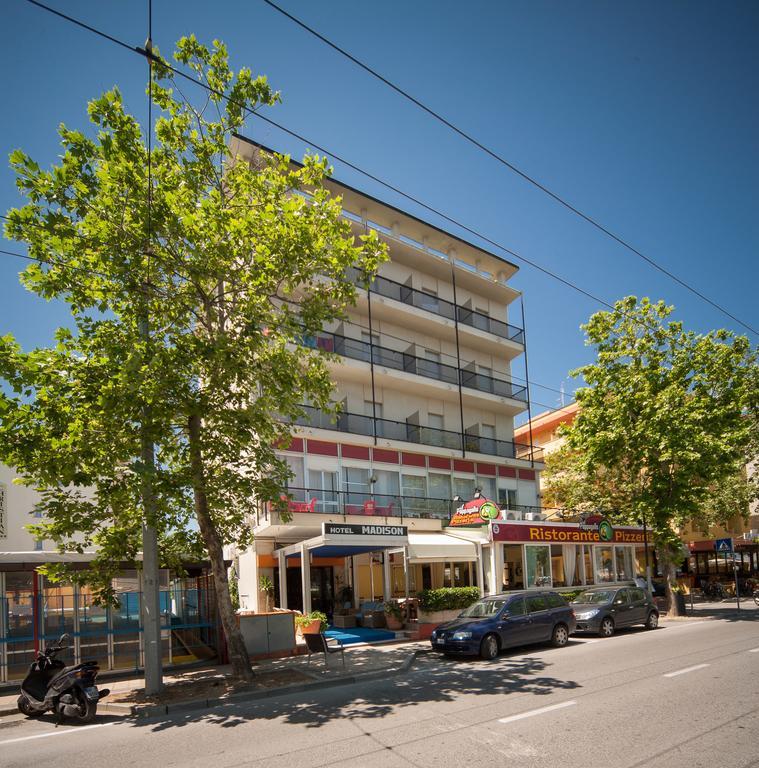 Hotel Madison Ριτσόνε Εξωτερικό φωτογραφία